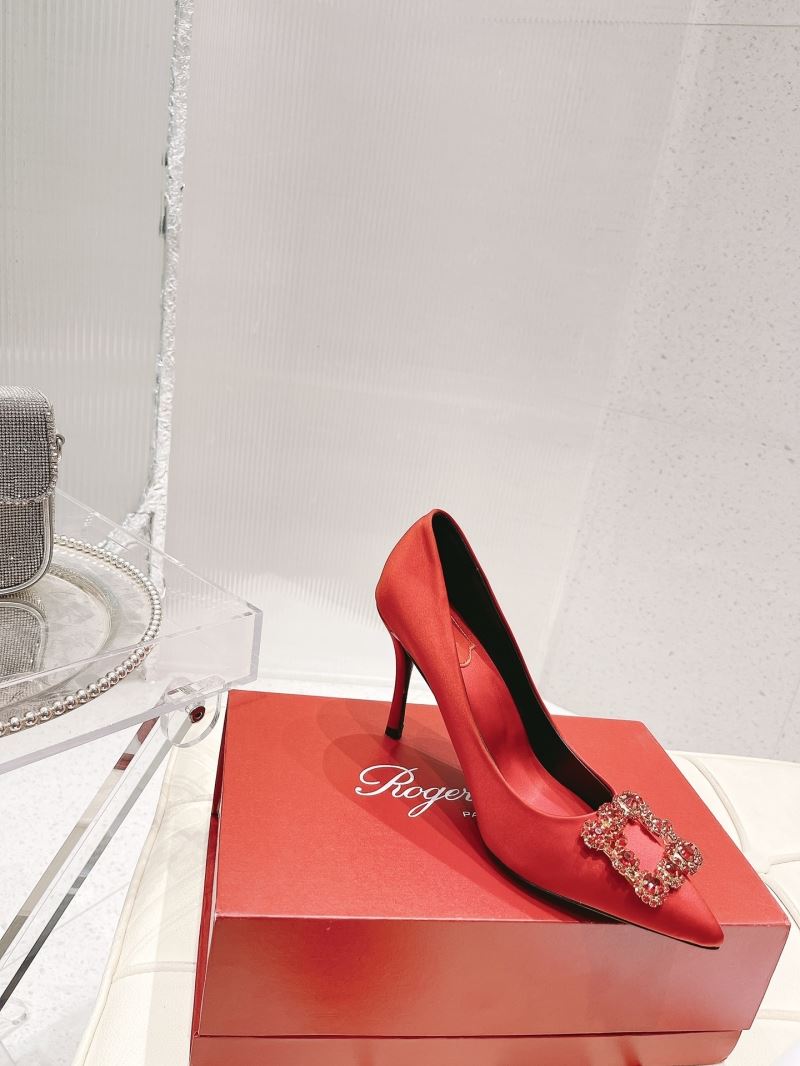 Roger Vivier flat shoes